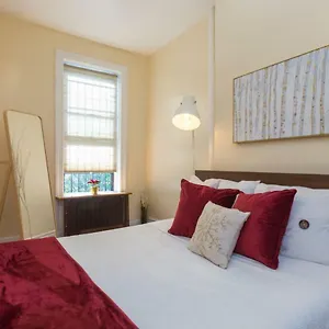 https://lavish-3-bedroom-apt-in-williamsburg.us-newyorkcity.com